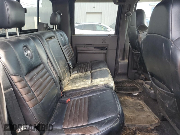 2008 Ford F-250 XL z VIN 1FTSW21R08EC42432, wystawiony jako Copart lot #47424925 z przebiegiem 314 656 mil mil oraz Szkoda całkowita • Salvage title. Historia ofert i sprzedaży dostępna na DreamBid. Obrazek 10.