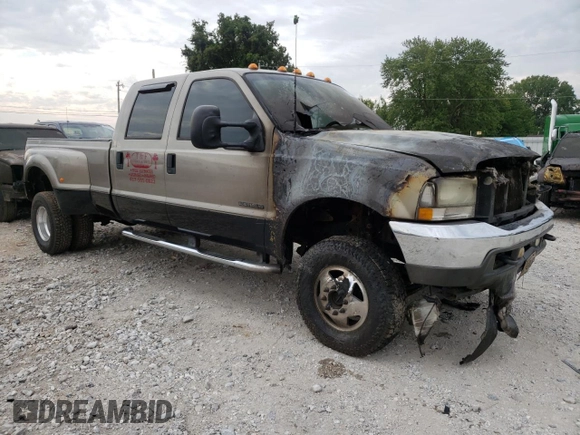 2003 Ford F-350 XL with VIN 1FTWW33F03EA17219, listed as a Copart auction lot 67995664 with Not Provided miles and Salvage Title. Bid and sale history available at DreamBid. Image 4.