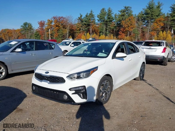 2020 Kia Forte LXS with VIN 3KPF24AD0LE221591, listed as a IAAI auction lot 40611418 with NaN miles. Bid and sale history available at carsss.com. Image 2.