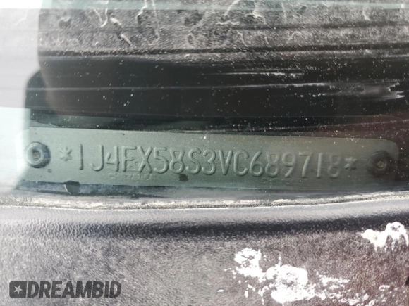 1997 Jeep Grand Cherokee TSi with VIN 1J4FX58S3VC689718, listed as a Copart auction lot 41774185 with 0 mi miles and Clean Title. Bid and sale history available at carsss.com. Image 9.