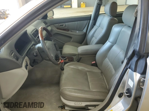 2001 Lexus ES 300 z VIN JT8BF28G910303864, wystawiony jako Copart lot #61811935 z przebiegiem 159 696 mil mil oraz Szkoda całkowita • Salvage title. Historia ofert i sprzedaży dostępna na DreamBid. Obrazek 7.