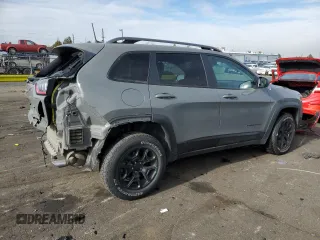 2019 Jeep Cherokee Trailhawk Elite с VIN 1C4PJMBN7KD436769, выставлен на аукционе Copart как лот 87076024 с пробегом 40 150 миль миль и Списание • Salvage title. История ставок и продаж доступна на DreamBid. Изображение 3.