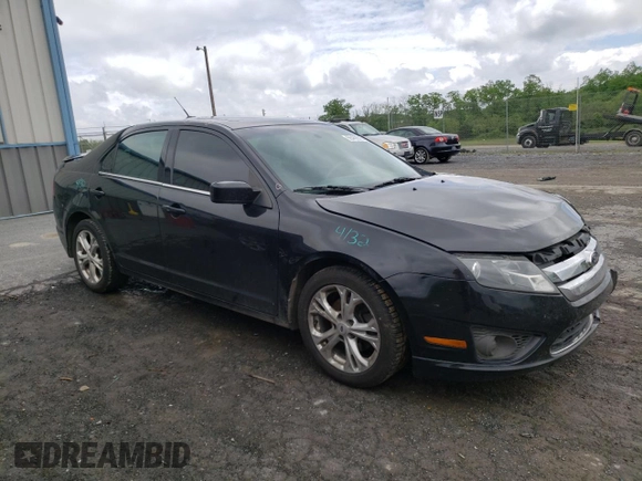 2012 Ford Fusion SE z VIN 3FAHP0HA6CR359083, wystawiony jako Copart lot #56463515 z przebiegiem 135 730 mil mil oraz Szkoda całkowita • Salvage title. Historia ofert i sprzedaży dostępna na DreamBid. Obrazek 4.