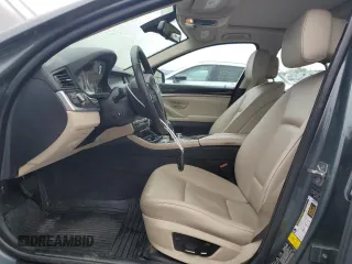 2012 BMW 5 Series 528i xDrive z VIN WBAXH5C56CDW06599, wystawiony jako Copart lot #55239355 z przebiegiem 129 520 mil mil oraz Szkoda całkowita • Salvage title. Historia ofert i sprzedaży dostępna na DreamBid. Obrazek 7.