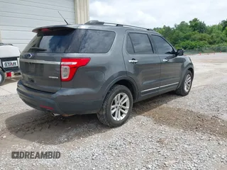 2015 Ford Explorer XLT with VIN 1FM5K7D87FGC58147, listed as a IAAI auction lot 42266992 with 164,195 mi miles and . Bid and sale history available at DreamBid. Image 4.