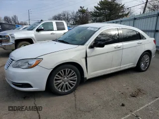 2011 Chrysler 200 Touring with VIN 1C3BC1FG2BN562826, listed as a Copart auction lot 47221865 with 145,747 mi miles and Salvage Title. Bid and sale history available at carsss.com. Image 1.