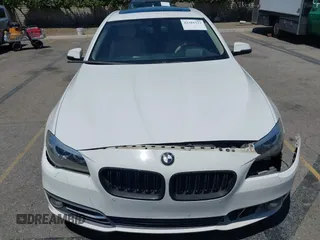 2015 BMW 5 Series 528i z VIN WBA5A5C58FD514538, wystawiony jako IAAI lot #42301127 z przebiegiem 147 084 mil mil oraz . Historia ofert i sprzedaży dostępna na DreamBid. Obrazek 12.