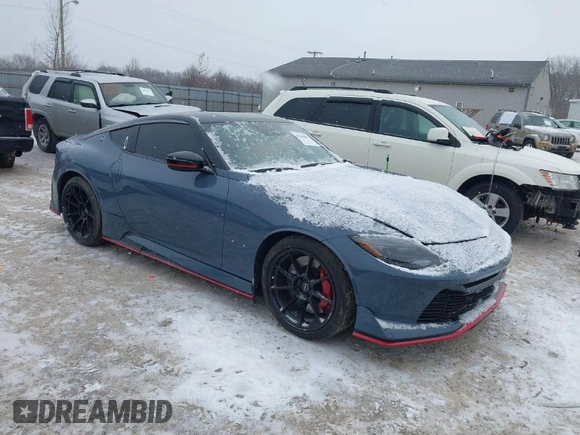 2024 Nissan Z Nismo with VIN JN1BZ4CH6RM360311, listed as a IAAI auction lot 41596881 with 8,916 mi miles and . Bid and sale history available at DreamBid. Image 1.