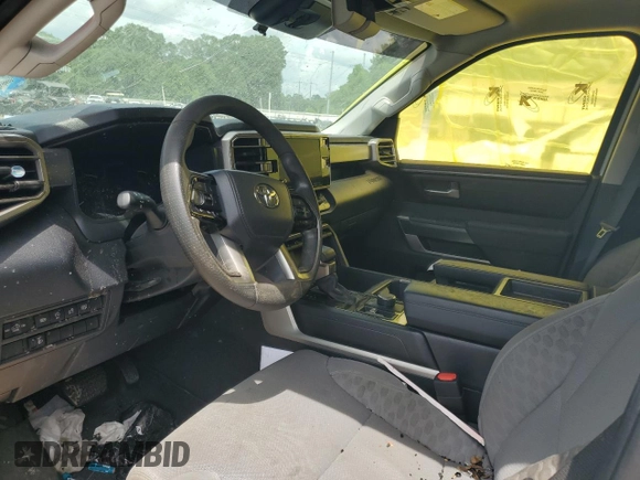 2022 Toyota Tundra SR5 с VIN 5TFLA5DA5NX028109, выставлен на аукционе Copart как лот 64657125 с пробегом Не указан миль и Чистый • Clean title. История ставок и продаж доступна на DreamBid. Изображение 8.