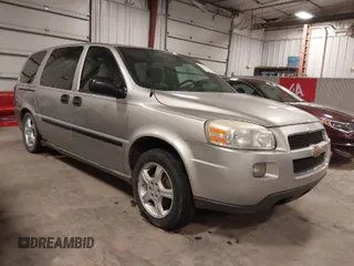 2008 Chevrolet Uplander LS with VIN 1GNDV23178D154543, listed as a IAAI auction lot 41871165 with 268,147 mi miles. Bid and sale history available at carsss.com. Image 1.