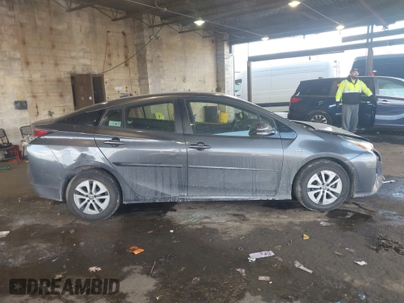 2018 Toyota Prius Two with VIN JTDKARFU3J3054803, listed as a IAAI auction lot 41442350 with 61,989 mi miles. Bid and sale history available at carsss.com. Image 13.