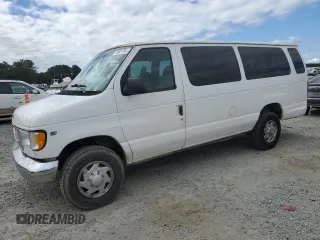 1998 Ford Econoline Wagon XL z VIN 1FBSS31L0WHC02316, wystawiony jako Copart lot #76501784 z przebiegiem 235 832 mil mil oraz Szkody całkowita. Historia ofert i sprzedaży dostępna na DreamBid. Obrazek 1.