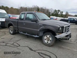 2005 Ford F-250 XL with VIN 1FTSX21545EA12074, listed as a Copart auction lot 50694745 with 174,406 mi miles and Salvage Title. Bid and sale history available at DreamBid. Image 4.