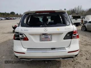 2015 Mercedes-Benz M 350 z VIN 4JGDA5HB5FA543599, wystawiony jako Copart lot #54658225 z przebiegiem 128 849 mil mil oraz Czysty tytuł • Clean title. Historia ofert i sprzedaży dostępna na DreamBid. Obrazek 6.