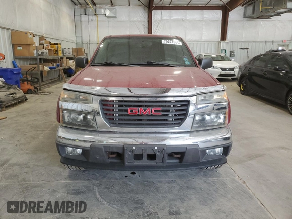 2004 GMC Canyon SLE Z71 with VIN 1GTDT196748204405, listed as a Copart auction lot 70221384 with 207,718 mi miles and Non Repairable. Bid and sale history available at carsss.com. Image 5.
