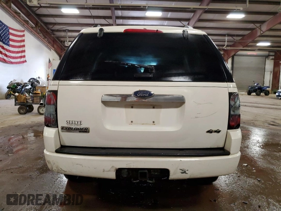 2008 Ford Explorer Limited with VIN 1FMEU75848UB02466, listed as a Copart auction lot 72256384 with 257,695 mi miles and Clean title. Bid and sale history available at DreamBid. Image 6.