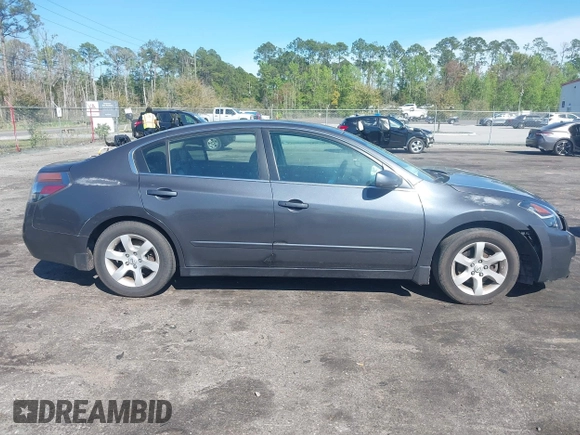 2008 Nissan Altima 2.5 with VIN 1N4AL21E58N559646, listed as a IAAI auction lot 41884370 with 152,337 mi miles. Bid and sale history available at carsss.com. Image 13.