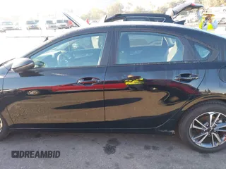 2022 Kia Forte LXS with VIN 3KPF24ADXNE463355, listed as a IAAI auction lot 41614375 with 18,792 mi miles. Bid and sale history available at carsss.com. Image 14.