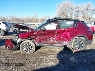 2021 Jeep Compass Trailhawk с VIN 3C4NJDDB0MT574712, выставлен на аукционе IAAI как лот 41142420 с пробегом Не указан миль и . История ставок и продаж доступна на DreamBid. Изображение 13.