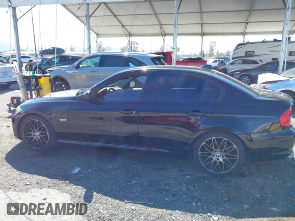 2009 BMW 3 Series 328i with VIN WBAPH57559NL77104, listed as a IAAI auction lot 41707276 with 146,170 mi miles and . Bid and sale history available at DreamBid. Image 14.