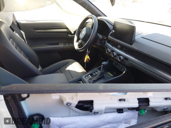 2024 Honda CR-V Sport-L with VIN 5J6RS5H80RL003110, listed as a IAAI auction lot 41832457 with 5,637 mi miles and . Bid and sale history available at DreamBid. Image 5.