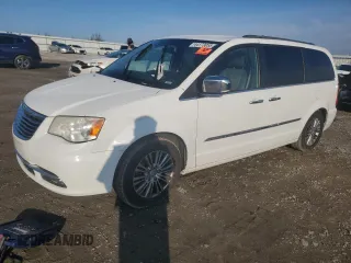 2014 Chrysler Town & Country Touring L z VIN 2C4RC1CG9ER425632, wystawiony jako Copart lot #44173055 z przebiegiem 126 226 mil mil oraz Szkoda całkowita • Salvage title. Historia ofert i sprzedaży dostępna na DreamBid. Obrazek 1.