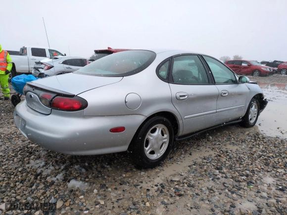 1998 Ford Taurus LX with VIN 1FAFP52U8WG232726, listed as a Copart auction lot 45687605 with 67,793 mi miles and Salvage Title. Bid and sale history available at carsss.com. Image 3.