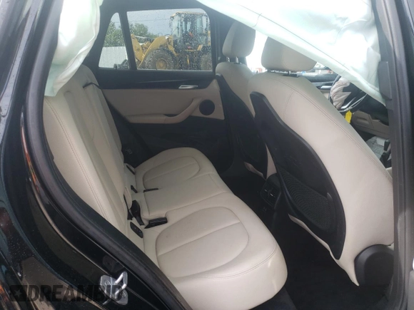 2018 BMW X1 xDrive28i with VIN WBXHT3C35J3H30946, listed as a Copart auction lot 55927505 with 69,626 mi miles and Salvage title. Bid and sale history available at DreamBid. Image 10.