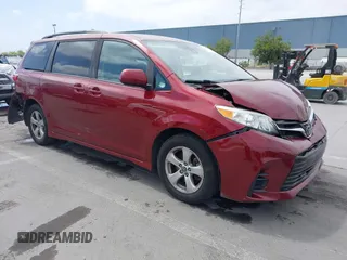 2019 Toyota Sienna LE Auto Access Seat with VIN 5TDKZ3DC1KS002876, listed as a IAAI auction lot 42105609 with 66,192 mi miles and . Bid and sale history available at DreamBid. Image 1.