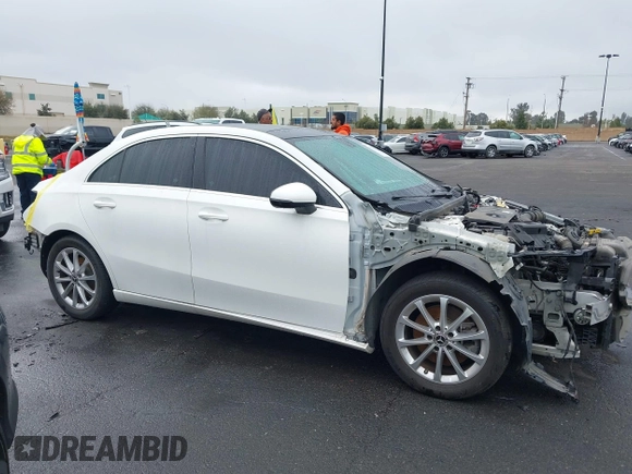 2019 Mercedes-Benz A 220 with VIN WDD3G4EB2KW022730, listed as a IAAI auction lot 41772751 with 85,508 mi miles and . Bid and sale history available at DreamBid. Image 13.