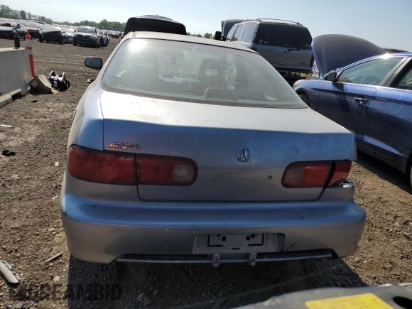 1999 Acura Integra z VIN JH4DB7668XS005069, wystawiony jako Copart lot #61384394 z przebiegiem 207 353 mil mil oraz Szkoda całkowita • Salvage title. Historia ofert i sprzedaży dostępna na DreamBid. Obrazek 6.
