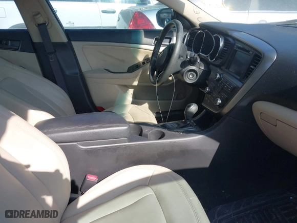2011 Kia Optima LX with VIN KNAGM4A75B5069596, listed as a IAAI auction lot 42032235 with 93,028 mi miles. Bid and sale history available at carsss.com. Image 5.