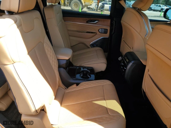 2021 Jeep Grand Cherokee L Summit Reserve with VIN 1C4RJKEG2M8111257, listed as a Copart auction lot 72387194 with 39,010 mi miles and Salvage Title. Bid and sale history available at carsss.com. Image 11.