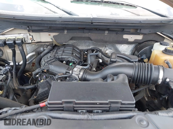 2012 Ford F-150 XL with VIN 1FTEW1CM5CKD32629, listed as a IAAI auction lot 42127583 with 257,949 mi miles. Bid and sale history available at carsss.com. Image 10.