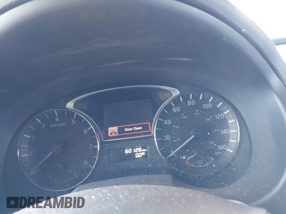 2015 Nissan Altima SV with VIN 1N4AL3AP8FC591586, listed as a IAAI auction lot 42083818 with 60,128 mi miles and . Bid and sale history available at carsss.com. Image 7.