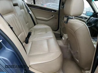 2001 BMW 3 Series 330i with VIN WBAAV53481JS91616, listed as a Copart auction lot 42105495 with 239,514 mi miles and Salvage Title. Bid and sale history available at carsss.com. Image 10.