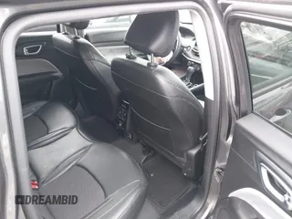 2022 Jeep Compass Latitude with VIN 3C4NJCBB8NT188411, listed as a IAAI auction lot 42011145 with 14,629 mi miles and . Bid and sale history available at DreamBid. Image 8.