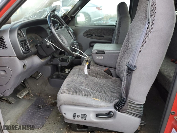 2000 Dodge Ram 1500 with VIN 3B7HF13Z4YG125687, listed as a Copart auction lot 42504674 with 125,178 mi miles and Salvage Title. Bid and sale history available at carsss.com. Image 7.