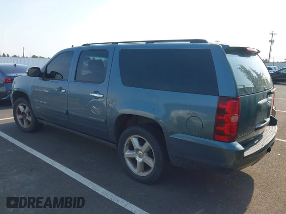 2008 Chevrolet Suburban LTZ z VIN 3GNFK16338G159718, wystawiony jako IAAI lot #42570638 z przebiegiem 219 213 mil mil oraz . Historia ofert i sprzedaży dostępna na DreamBid. Obrazek 3.