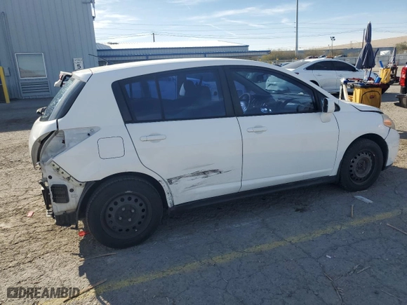 2009 Nissan Versa 1.8 S with VIN 3N1BC13E39L354109, listed as a Copart auction lot 50328135 with 133,257 mi miles and Salvage Title. Bid and sale history available at carsss.com. Image 3.