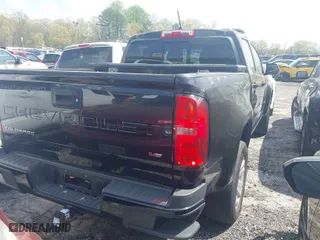 2022 Chevrolet Colorado 2WD LT with VIN 1GCGSCENXN1138032, listed as a IAAI auction lot 41910219 with 62,364 mi miles. Bid and sale history available at carsss.com. Image 4.