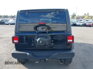 2021 Jeep Wrangler Unlimited Willys с VIN 1C4HJXDM0MW683276, выставлен на аукционе IAAI как лот 41896423 с пробегом 70 935 миль миль и . История ставок и продаж доступна на DreamBid. Изображение 16.