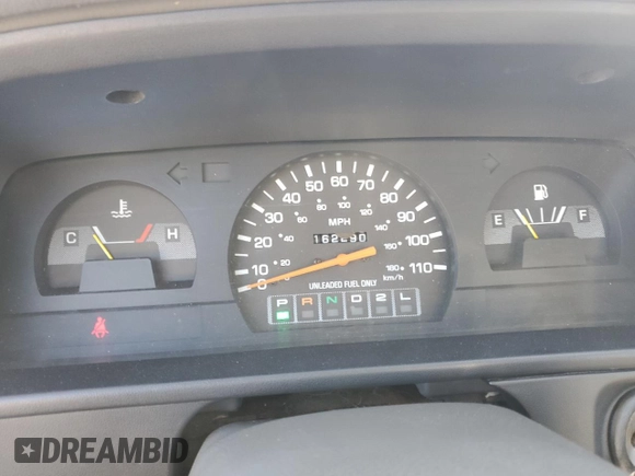 1993 Toyota Pickup DLX z VIN JT4RN93P7P5080335, wystawiony jako Copart lot #84757234 z przebiegiem 162 290 mil mil oraz Szkoda całkowita • Salvage title. Historia ofert i sprzedaży dostępna na DreamBid. Obrazek 9.