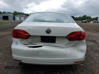 2013 Volkswagen Jetta S with VIN 3VW2K7AJ4DM377451, listed as a Copart auction lot 61643045 with 183,198 mi miles and Salvage title. Bid and sale history available at DreamBid. Image 6.