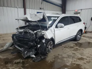2018 Mitsubishi Outlander ES with VIN JA4AZ3A3XJZ019960, listed as a Copart auction lot 59739265 with 131,520 mi miles and Salvage title. Bid and sale history available at DreamBid. Image 1.