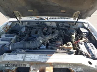 2001 Ford Explorer Sport Trac с VIN 1FMZU77E61UA32995, выставлен на аукционе IAAI как лот 42249255 с пробегом 307 869 миль миль и . История ставок и продаж доступна на DreamBid. Изображение 10.