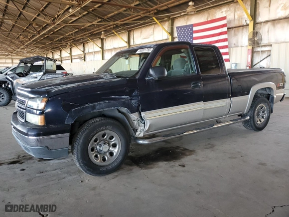 2006 Chevrolet Silverado 1500 LT2 with VIN 1GCEK19B46Z266751, listed as a Copart auction lot 50081755 with 260,634 mi miles and Salvage Title. Bid and sale history available at carsss.com. Image 1.