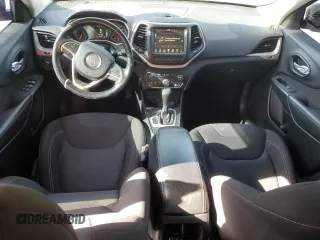 2016 Jeep Cherokee Latitude with VIN 1C4PJLCS5GW190282, listed as a Copart auction lot 55102675 with 131,048 mi miles and Salvage title. Bid and sale history available at DreamBid. Image 8.