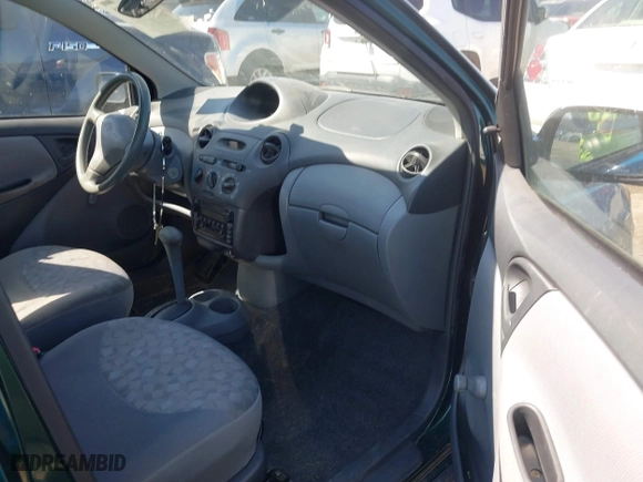2001 Toyota ECHO with VIN JTDBT123910169397, listed as a IAAI auction lot 42050551 with 20,485 mi miles. Bid and sale history available at carsss.com. Image 5.