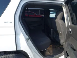 2011 GMC Terrain SLE-1 z VIN 2CTALMEC1B6216136, wystawiony jako IAAI lot #41108001 z przebiegiem 204 311 mil mil oraz . Historia ofert i sprzedaży dostępna na DreamBid. Obrazek 8.